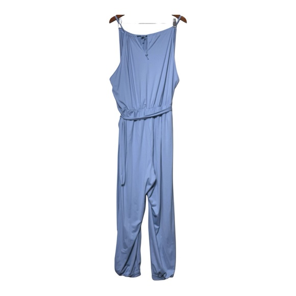 HALARA Sleeveless Tie Back Belted Pocket Cut Out Cool Touch Plus Size Jumpsuit - Picture 3 of 7